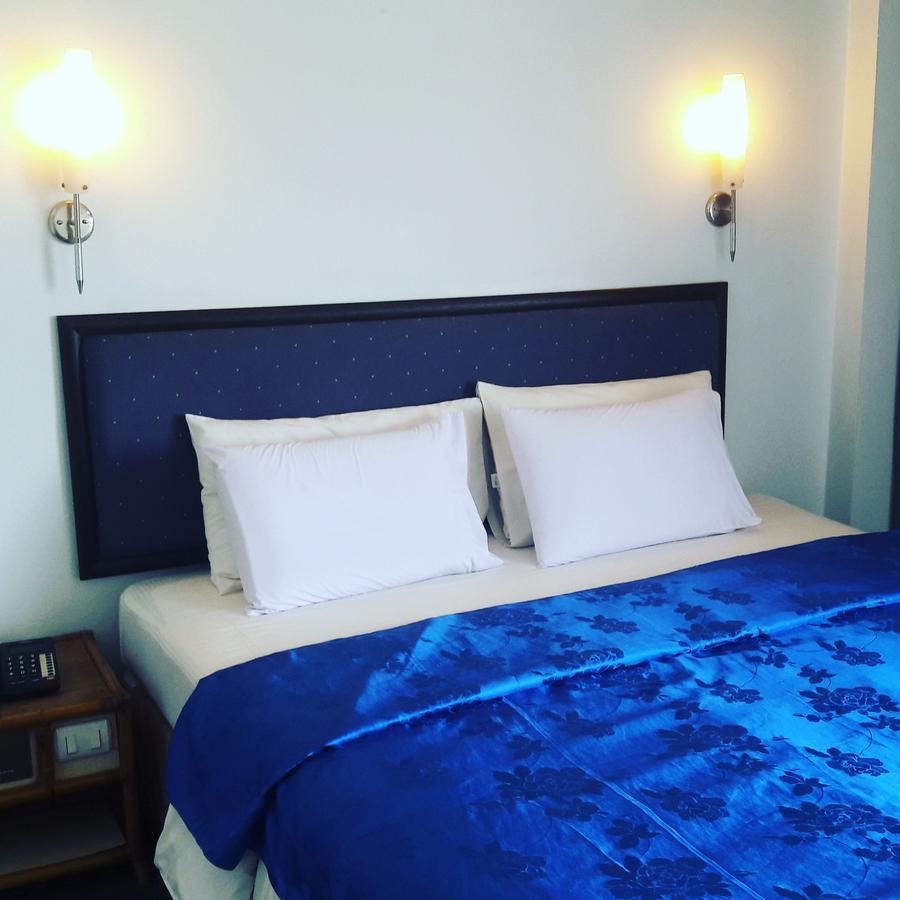 Roseinn Hotel Taphanhin Taphan Hin Exterior photo